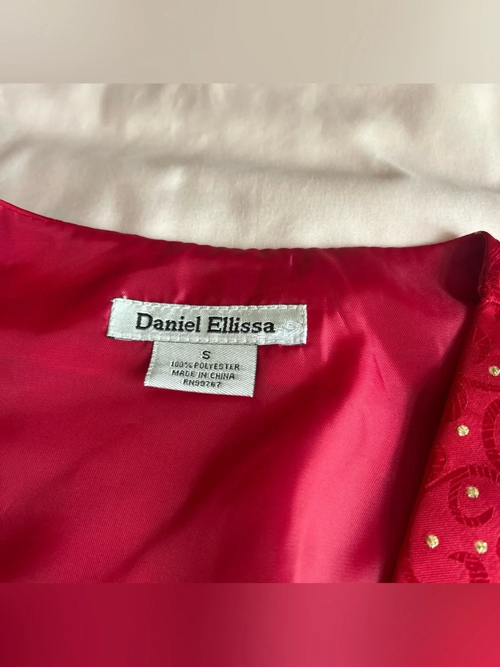 Daniel Ellissa Red Paisley Vest – Size Small